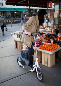 unmotorized adult push scooter